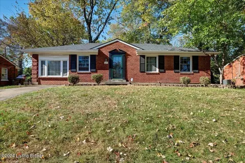 2104 Dogoon Dr, Louisville, KY 40223