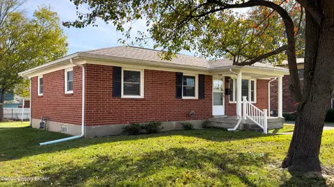 10913 Torrington Rd, Louisville, KY 40272