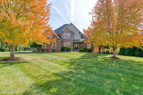 4045 Ballard Woods Dr, Smithfield, KY 40068