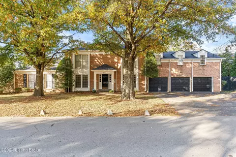 400 Country Ln #1A, Louisville, KY 40207