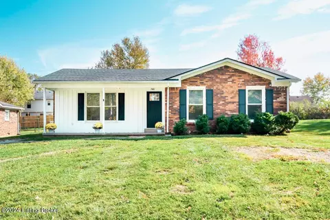 740 Quail Call Dr, Shelbyville, KY 40065