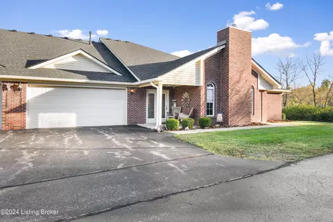 11335 Ridge Lake Dr, Louisville, KY 40272