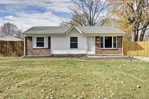 10766 Tarrytowne Dr, Louisville, KY 40272