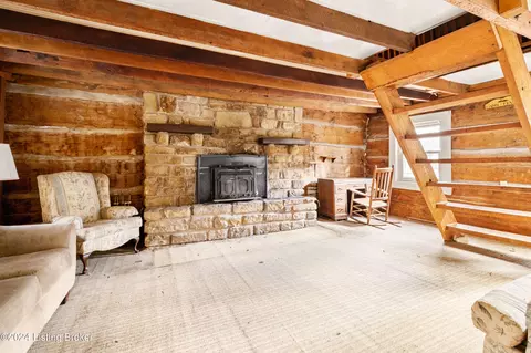 8206 Jersey Park Rd, Floyds Knobs, IN 47119 photo 4
