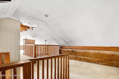8206 Jersey Park Rd, Floyds Knobs, IN 47119 photo 18