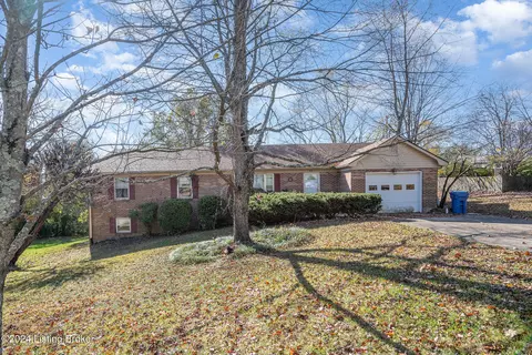 25 Parke Dr, Richmond, KY 40475