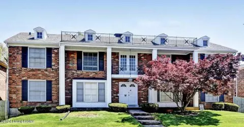 1936 Goldsmith Ln #3, Louisville, KY 40218