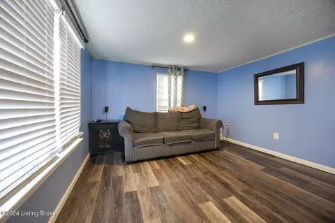 Living - 19 S 42 Loop, Pendleton, KY 40055 photo 1 of 1