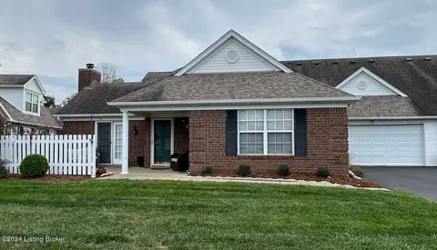 1408 Eagle Run Dr, Lyndon, KY 40242