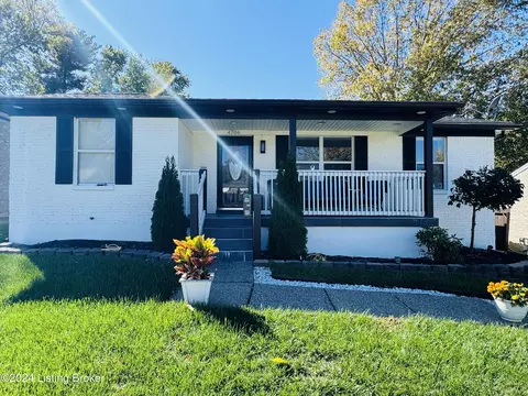 4706 Braves Ln, Louisville, KY 40272
