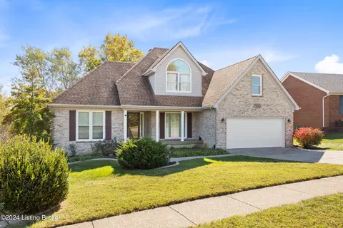 11610 Chenoweth Hills Pl, Louisville, KY 40299