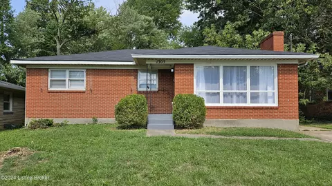 1305 Fairland Pl, Louisville, KY 40211
