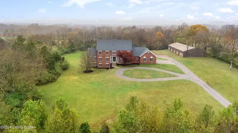 1110 S English Station Rd, Louisville, KY 40299