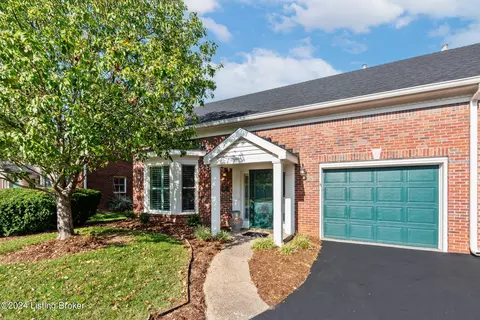 315 Westgate Terrace Ct, Louisville, KY 40207