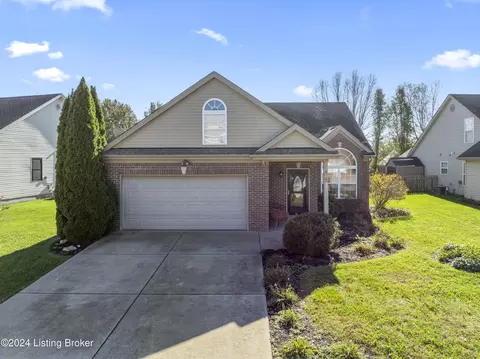 1027 Station Pointe Ln, Simpsonville, KY 40067