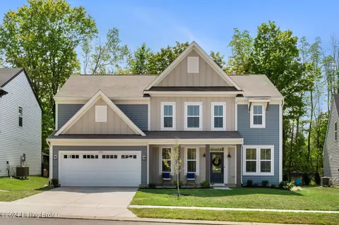1919 Poloview Pl, Louisville, KY 40245