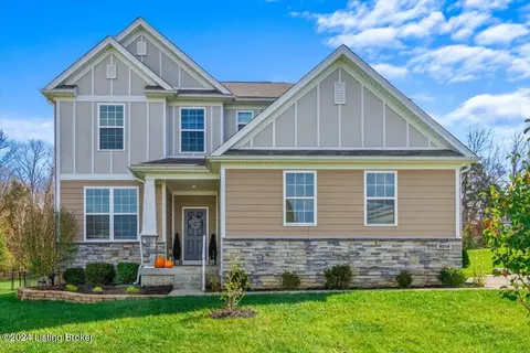 8012 Doe Trl, La Grange, KY 40031