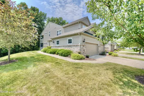 1420 Taramore Dr, Florence, KY 41042