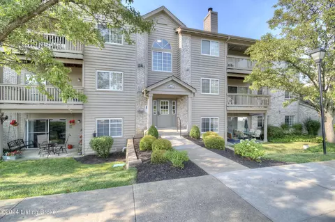 2271 Teal Briar Ln #310, Burlington, KY 41005