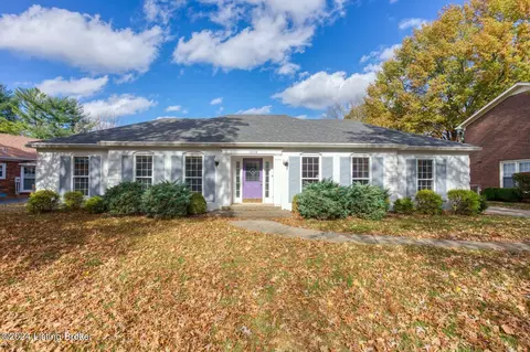 10109 Timberwood Cir, Louisville, KY 40223