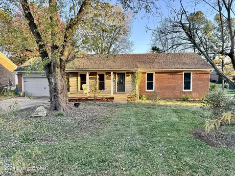 12106 Rosewood Ln, Goshen, KY 40026