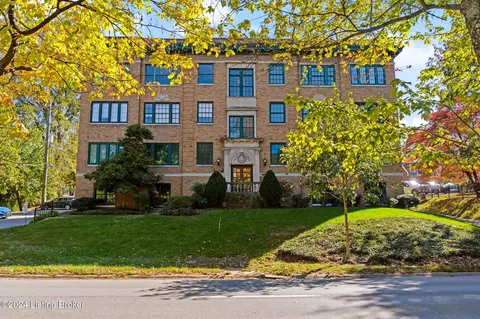 1360 Eastern Pkwy #13, Louisville, KY 40204