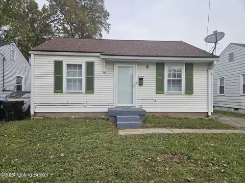 1015 Navaho Pl, Louisville, KY 40215