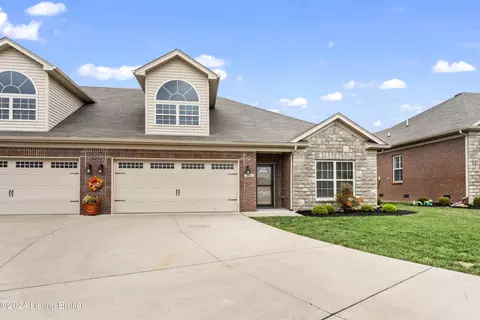 241 Twin Springs Ct, Shelbyville, KY 40065