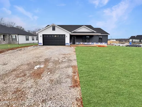 315 Paige Meredith Pkwy, Brandenburg, KY 40108