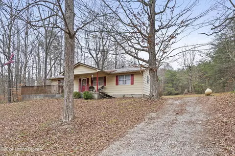 2090 Pine Knob Rd, Caneyville, KY 42721