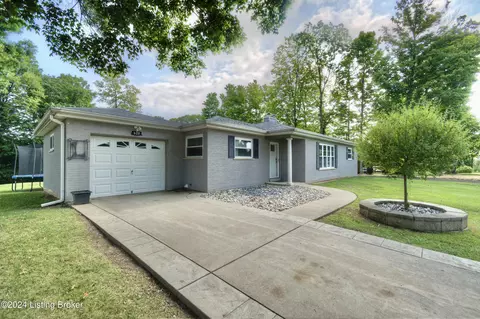 620 Wayskin Dr, Covington, KY 41015