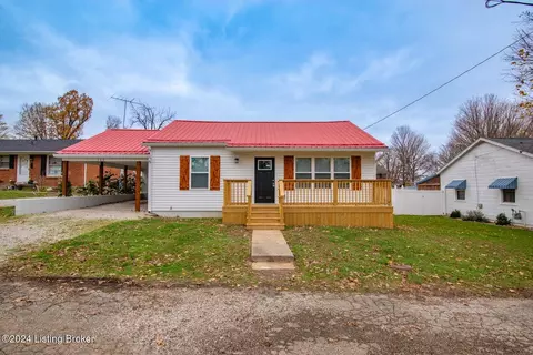 109 W Walnut St, Irvington, KY 40146