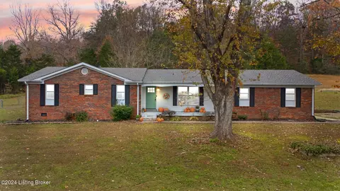 370 Papa Ct, Brownsville, KY 42210