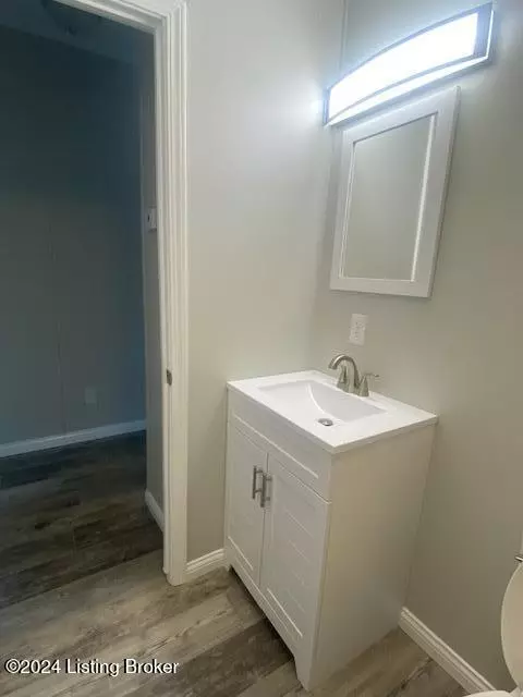 Bath - 272 Plainview Ct, Milton, KY 40045 photo 5 of 5