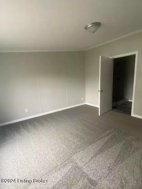 Bedroom - 272 Plainview Ct, Milton, KY 40045 photo 2 of 2