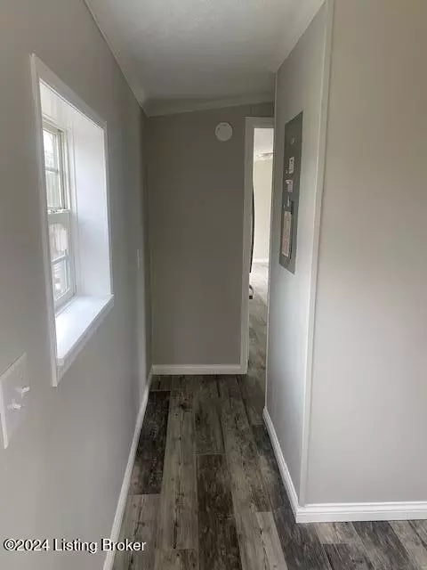 Entry Way - 272 Plainview Ct, Milton, KY 40045 photo 2 of 2