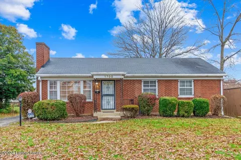 1700 Larkmoor Ln, Louisville, KY 40218