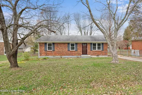 104 Creekstone Ct, Frankfort, KY 40601