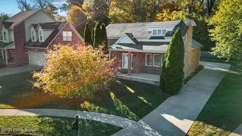 5504 Fairwood Oaks Pl, Louisville, KY 40291