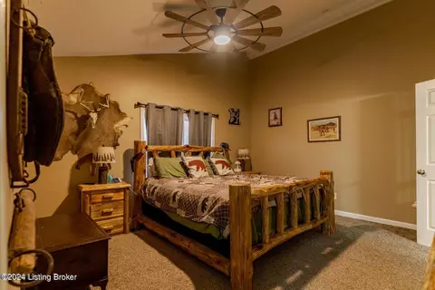 Bedroom - 177 Fox Run Rd, Pendleton, KY 40055 photo 9 of 13