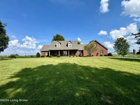 Exterior - 1090 Mclain Rd, Springfield, KY 40069 photo 3 of 24