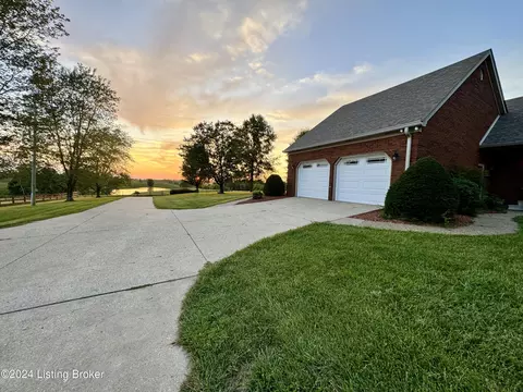 Other - 1090 Mclain Rd, Springfield, KY 40069 photo 3 of 24