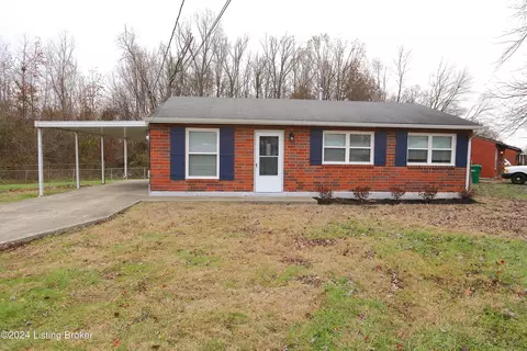 701 Glengarry Dr, Fairdale, KY 40118
