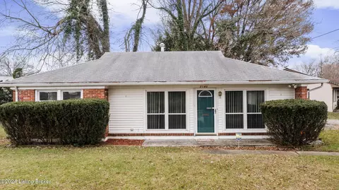 2140 Peabody Ln, Louisville, KY 40218