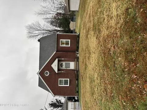 1812 Farnsley Rd, Louisville, KY 40216