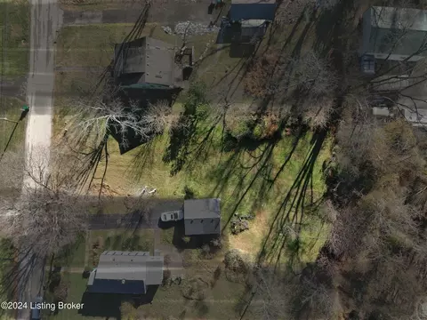 6702 Shirley Ave, Prospect, KY 40059