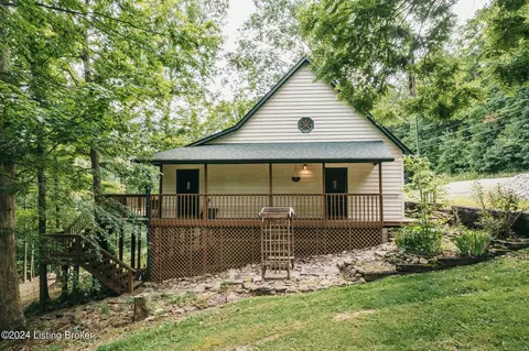 315 Timberlake Ln, Mc Daniels, KY 40152