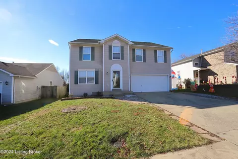 206 Washington Cir, La Grange, KY 40031