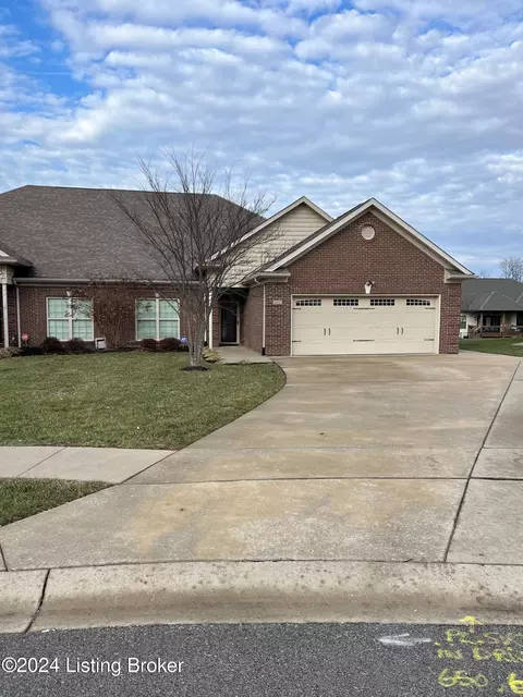 650 Shoshone Ct, Shelbyville, KY 40065