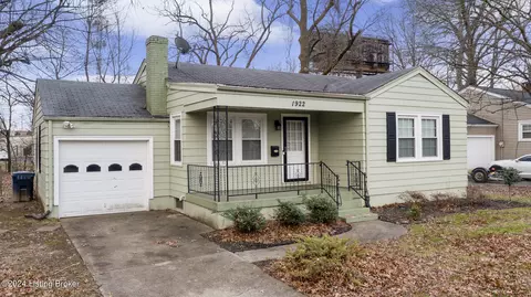 1922 Neville Dr, Louisville, KY 40216